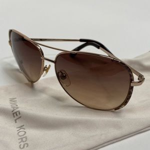 Michael Kors Sunglasses Sicily M2045S Tortoise Gold Aviator Amber Gradient Lens